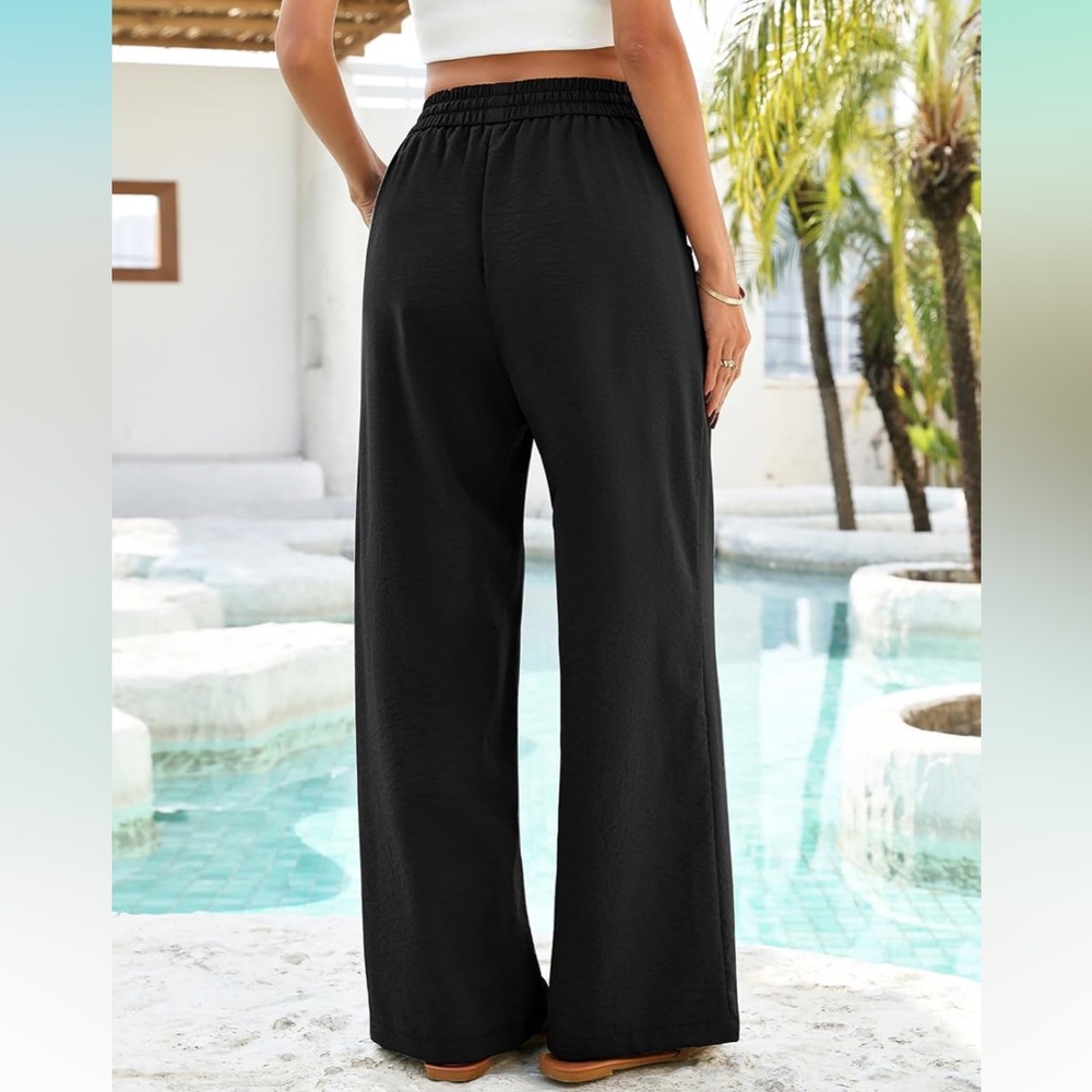 Women’s Black Pull-On Wide Leg Pants Comes NEW in original plastic package S/Med